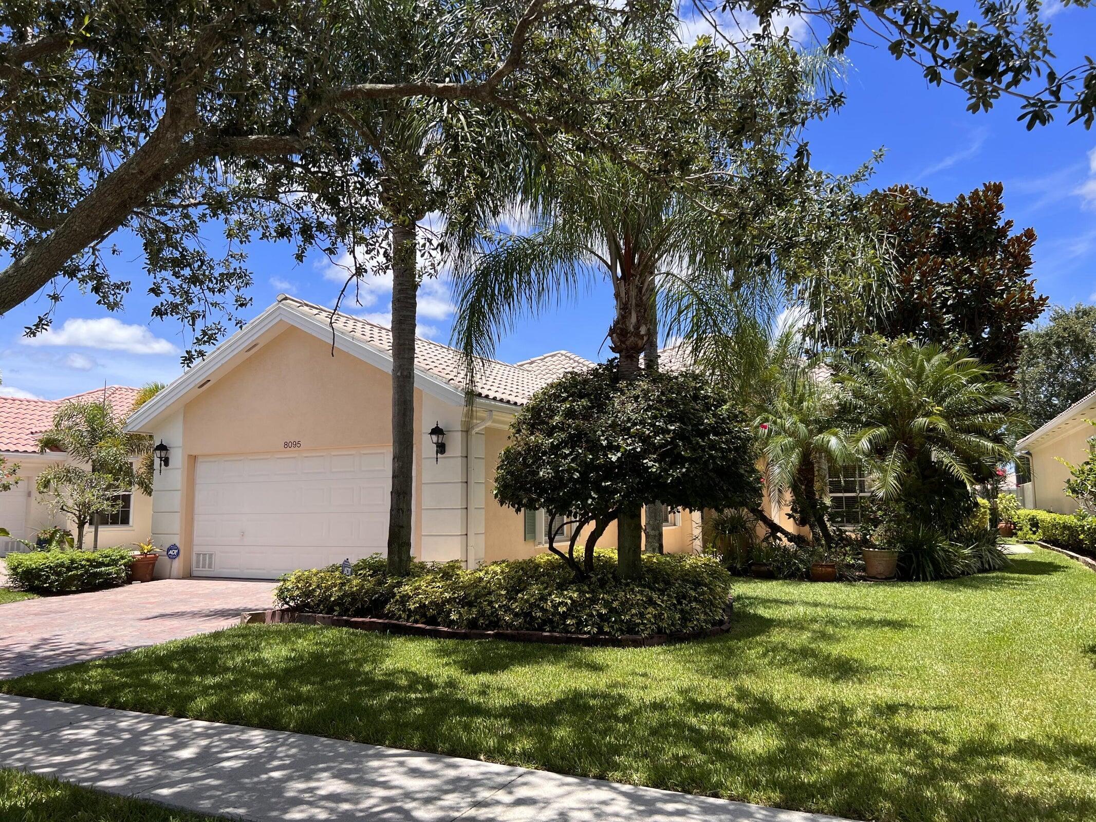 8095 Laborie Ln - 8095 Laborie Ln, Wellington, FL 33414 Luxury Property | Jose Angel Pina