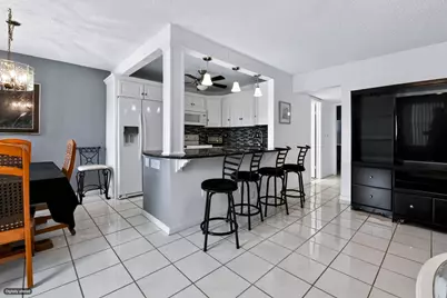 203 Coventry I, West Palm Beach, FL 33417 - Photo 3