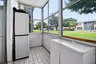 203 Coventry I, West Palm Beach, FL 33417 - Photo 15