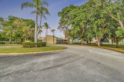 2786 Tennis Club Drive #407, West Palm Beach, FL 33417 - Photo 35