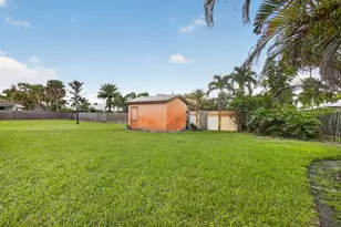 17596 Cinquez Park Rd W, Jupiter, FL 33458 - Photo 51