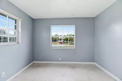 2700 NW 36th Avenue, Lauderdale Lakes, FL 33311 - Photo 19