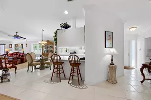8403 Cozumel Ln, Wellington, FL 33414 - Photo 15