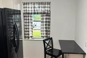 143 Lake Susan Dr, West Palm Beach, FL 33411 - Photo 3