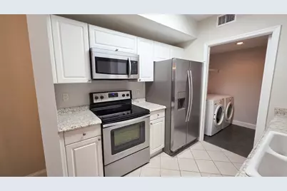 5090 Fairways Circle #H105, Vero Beach, FL 32967 - Photo 11