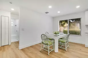2516 Lorraine Ct, North Palm Beach, FL 33403 - Photo 15