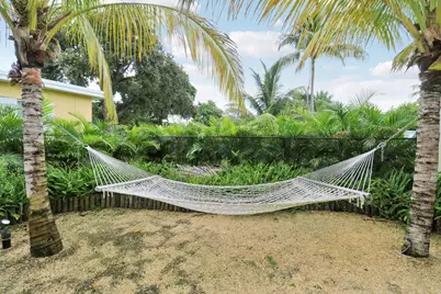 2516 Lorraine Court, North Palm Beach, FL 33403 - Photo 25