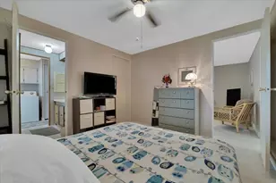 132 NW 53rd Pl, Deerfield Beach, FL 33064 - Photo 35