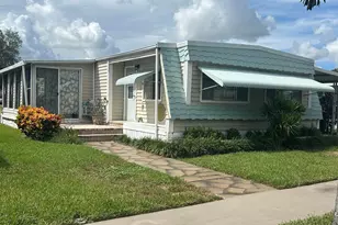 132 NW 53rd Pl, Deerfield Beach, FL 33064 - Photo 7
