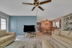132 NW 53rd Pl, Deerfield Beach, FL 33064 - Photo 25