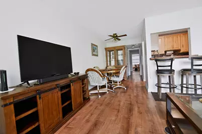 233 Windsor K, West Palm Beach, FL 33417 - Photo 3