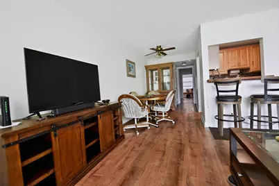 233 Windsor K, West Palm Beach, FL 33417 - Photo 5
