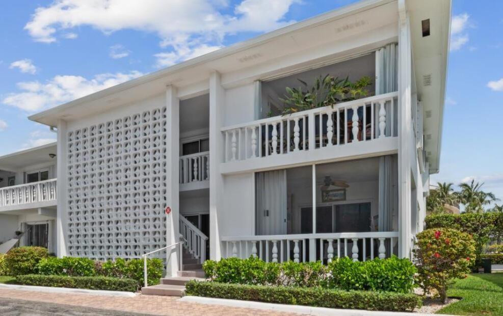 4201 S Ocean Blvd - 4201 S Ocean Blvd, Palm Beach, FL 33480 Luxury Property | Jose Angel Pina