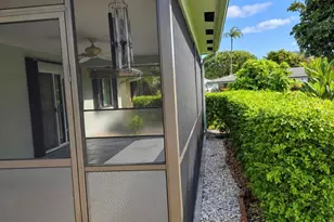 898 NW 23rd Ln, Delray Beach, FL 33445 - Photo 5
