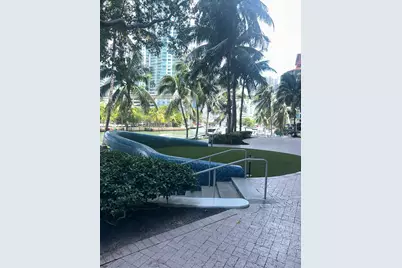 185 SW 7th Street #1802, Miami, FL 33130 - Photo 37