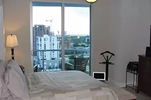 185 SW 7th St, Miami, FL 33130 - Photo 13