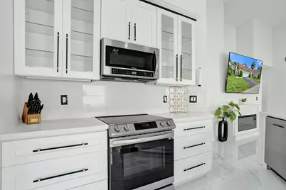 6965 NW 29th Court, Margate, FL 33063 - Photo 9