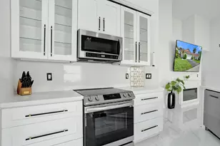 6965 NW 29th Ct, Margate, FL 33063 - Photo 9