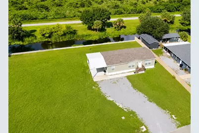 1121 Orange Loop, Okeechobee, FL 34974 - Photo 5