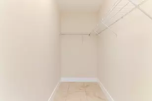 41 SE 5th St, Miami, FL 33131 - Photo 9