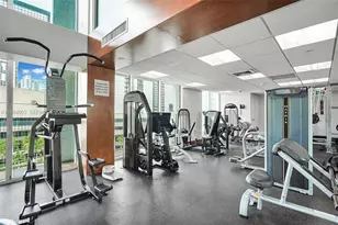 41 SE 5th St, Miami, FL 33131 - Photo 25