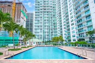 41 SE 5th St, Miami, FL 33131 - Photo 15