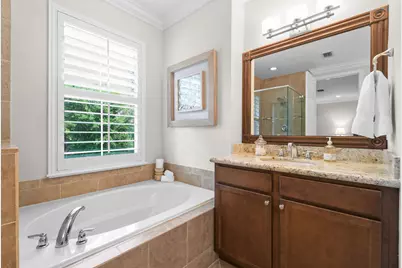 7239 Oxford Court, Palm Beach Gardens, FL 33418 - Photo 21
