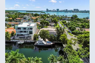 12990 Keystone Terrace, North Miami, FL 33181 - Photo 3