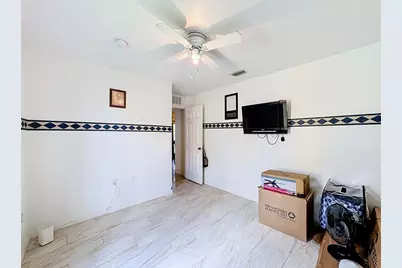2914 Zora Neal Drive, Fort Pierce, FL 34947 - Photo 17