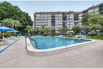 1400 Saint Charles Place #313, Pembroke Pines, FL 33026 - Photo 33