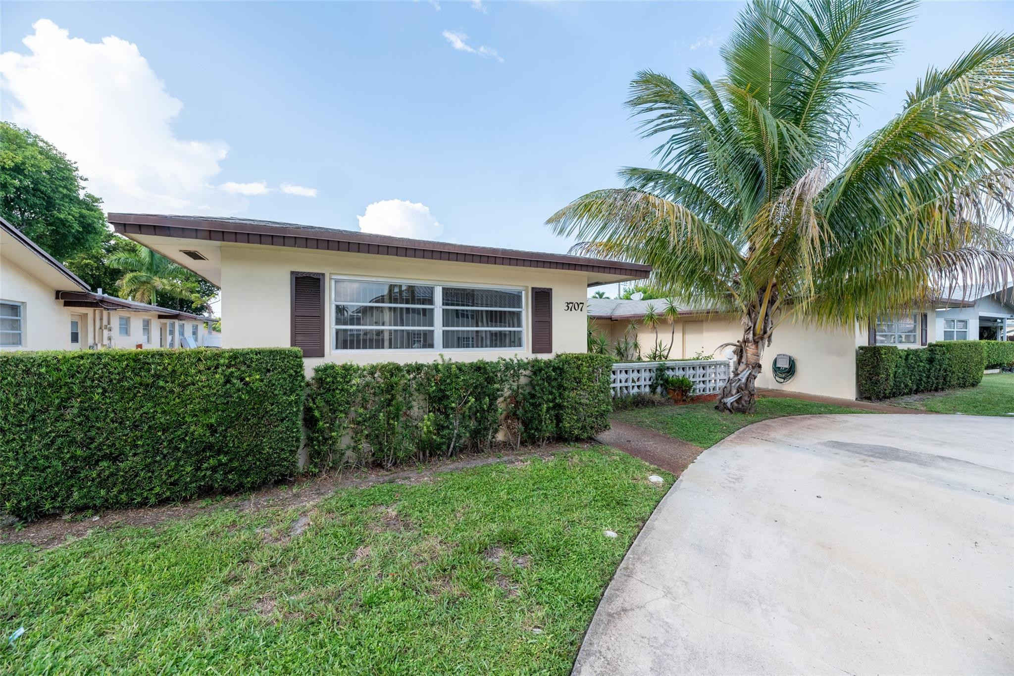 3707 Polk St - 3707 Polk St, Hollywood, FL 33021 Luxury Property | Jose Angel Pina