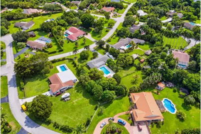 4910 SW 205th Avenue, Southwest Ranches, FL 33332 - Photo 77