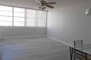 1301 NE Miami Gardens Dr, Miami, FL 33179 - Photo 5
