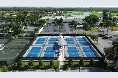 4646 Carlton Golf Drive, Wellington, FL 33449 - Photo 21
