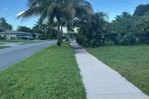 110 NW 193rd St, Miami Gardens, FL 33169 - Photo 15