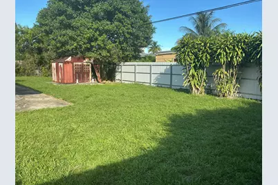110 NW 193rd Street, Miami Gardens, FL 33169 - Photo 3