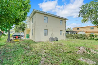 1225 W 10th Street, Riviera Beach, FL 33404 - Photo 25