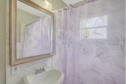 1225 W 10th Street, Riviera Beach, FL 33404 - Photo 11