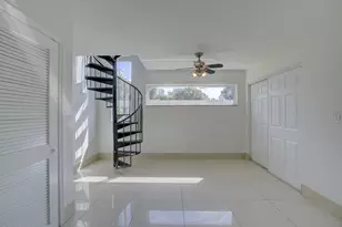 800 SW 4th St, Fort Lauderdale, FL 33315 - Photo 11