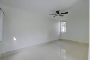 800 SW 4th St, Fort Lauderdale, FL 33315 - Photo 15