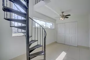 800 SW 4th St, Fort Lauderdale, FL 33315 - Photo 13