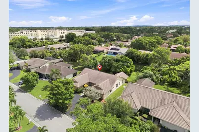 2111 NW 86th Way, Coral Springs, FL 33071 - Photo 45