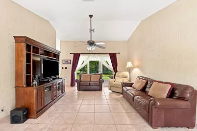 2111 NW 86th Way, Coral Springs, FL 33071 - Photo 3