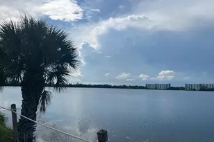 114 Lake Emerald Dr, Oakland Park, FL 33309 - Photo 3