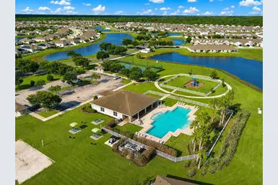 8332 Amalfi Circle, Fort Pierce, FL 34951 - Photo 9