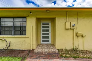 4917 Luqui Ct, West Palm Beach, FL 33415 - Photo 3