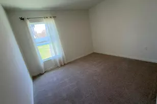 2507 SE Charleston Dr, Port Saint Lucie, FL 34952 - Photo 9