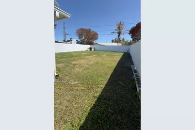 2507 SE Charleston Drive, Port Saint Lucie, FL 34952 - Photo 17