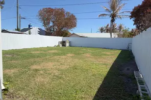 2507 SE Charleston Dr, Port Saint Lucie, FL 34952 - Photo 17