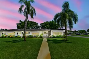 605 High Point Blvd N, Delray Beach, FL 33445 - Photo 1
